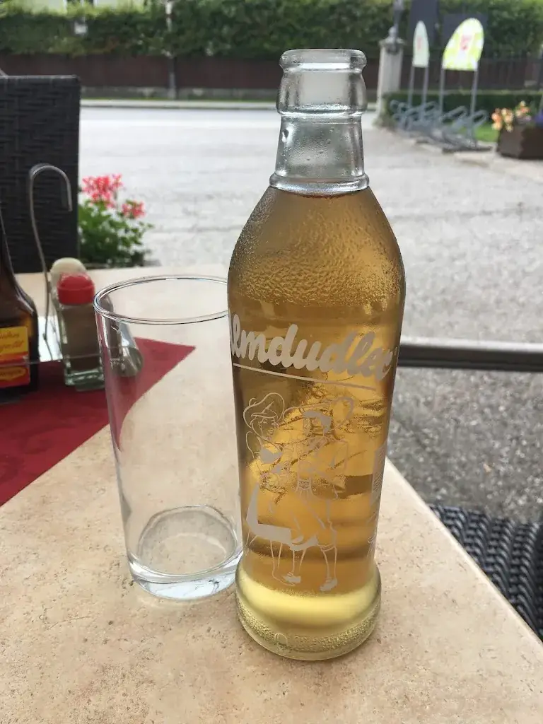 Allan Lindy_Gasthof zum Niederhaus - Familie Perthold_Sankt Aegyd am Neuwalde_review