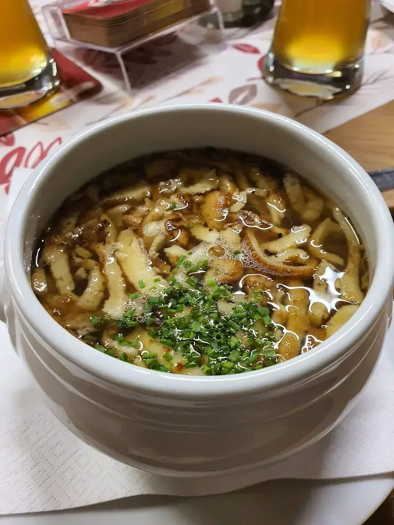 Yvonne Patrícia Pfeiffer-Virág_Gasthof Vogelleitner_Sankt Aegyd am Neuwalde_review