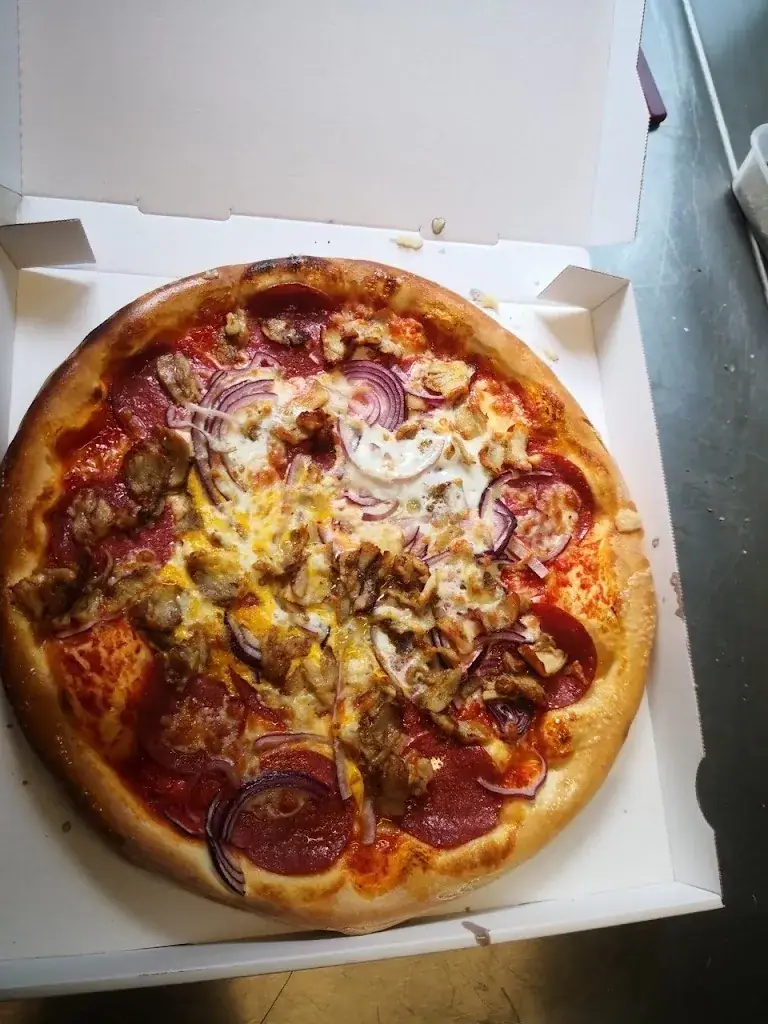 Dost Muhammad Safi_Pizzeria - Restaurant Jimmy Valentino_Sankt Aegyd am Neuwalde_review