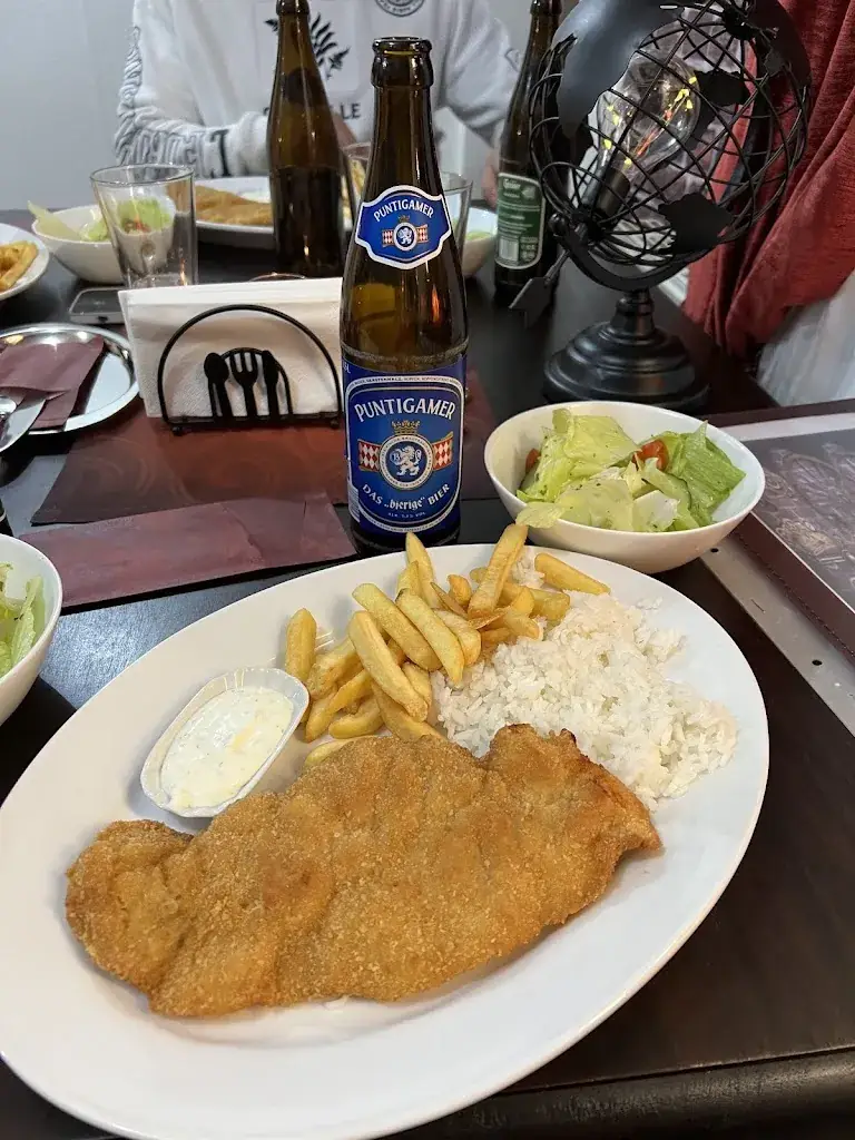 Dušan Kmeť_To-Go Imbiss Uriel_Sankt Aegyd am Neuwalde_recensione