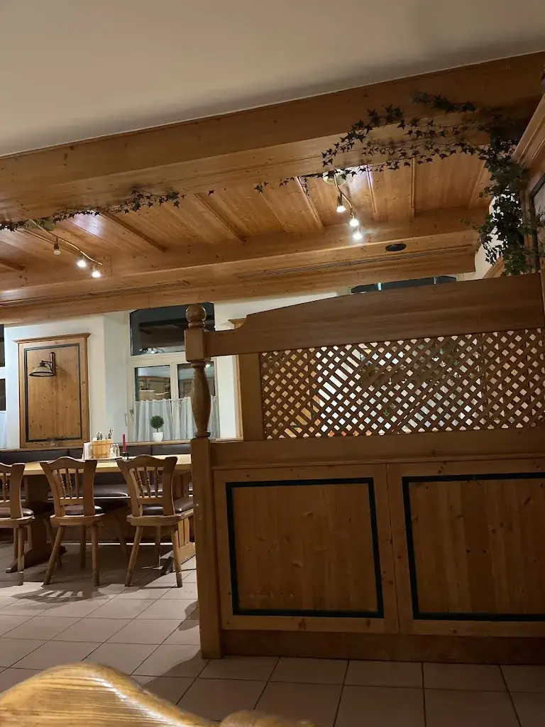 Sarah Luger_Pizzeria Giovanni_Sankt Leonhard am Forst_recensione