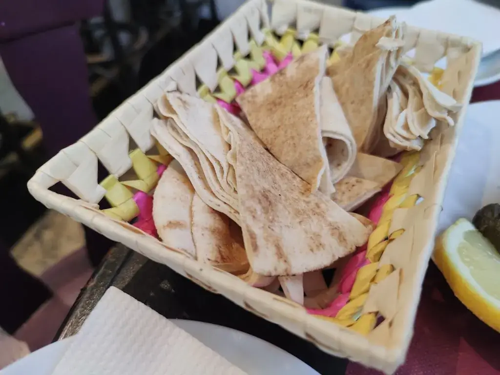 Marcin Siwy_Un Arabigo en Madrid_Sankt Andrä vor dem Hagenthale_review