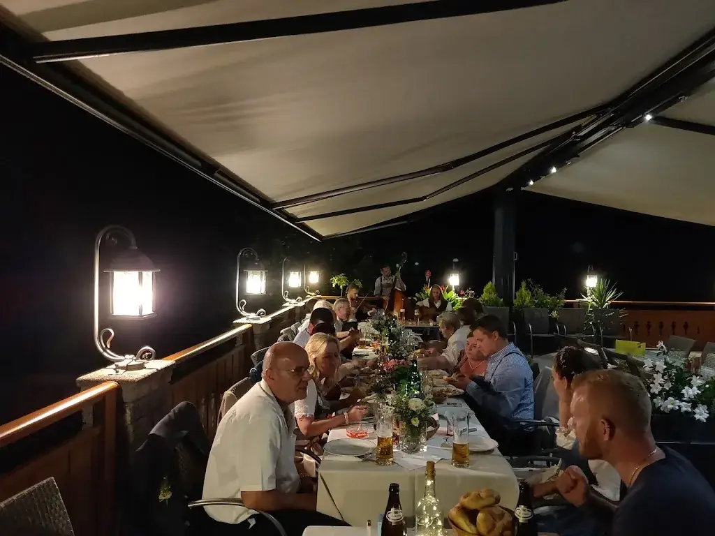 Richard Lorenz_Gasthof Vorauer am Höllerersee_Sankt Pantaleon_review