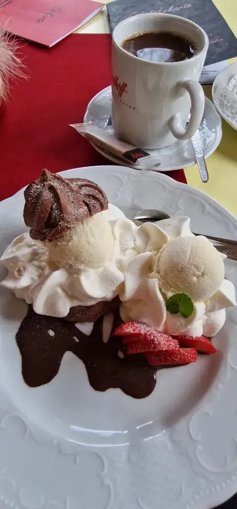 Eiscafé & Conditorei 