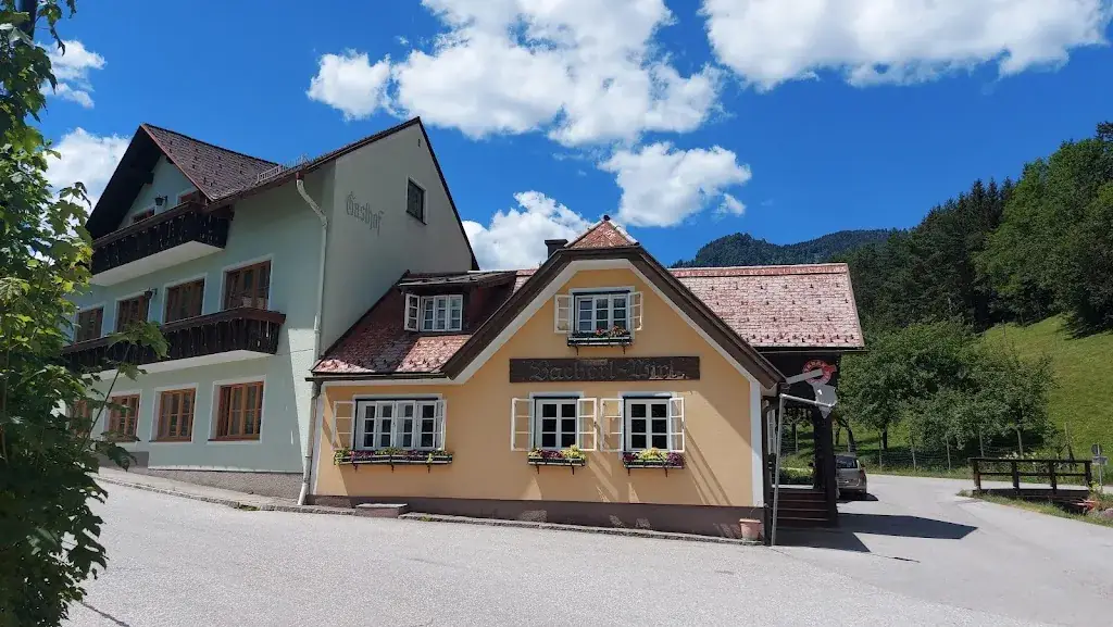 Gasthaus Bachlwirt restaurant à Schwarzau im Gebirge