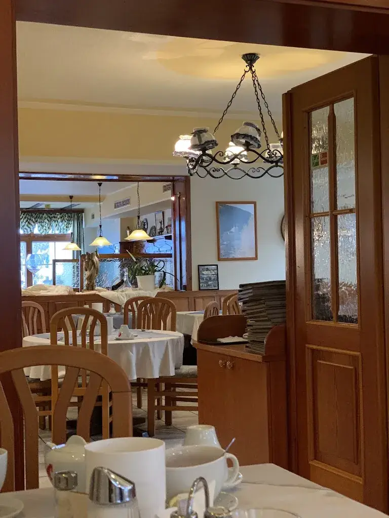 Balint Regius_Kirchenwirt Fam. Auer GmbH_Schottwien_review