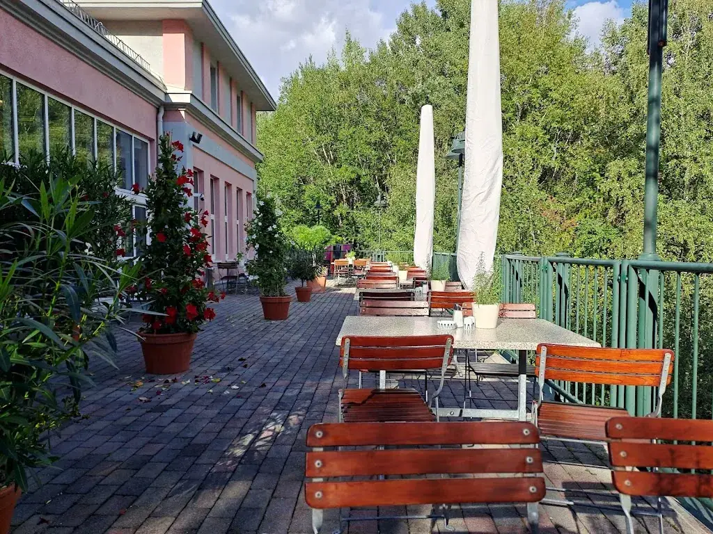 Landzeit Schottwien ristorante a Schottwien