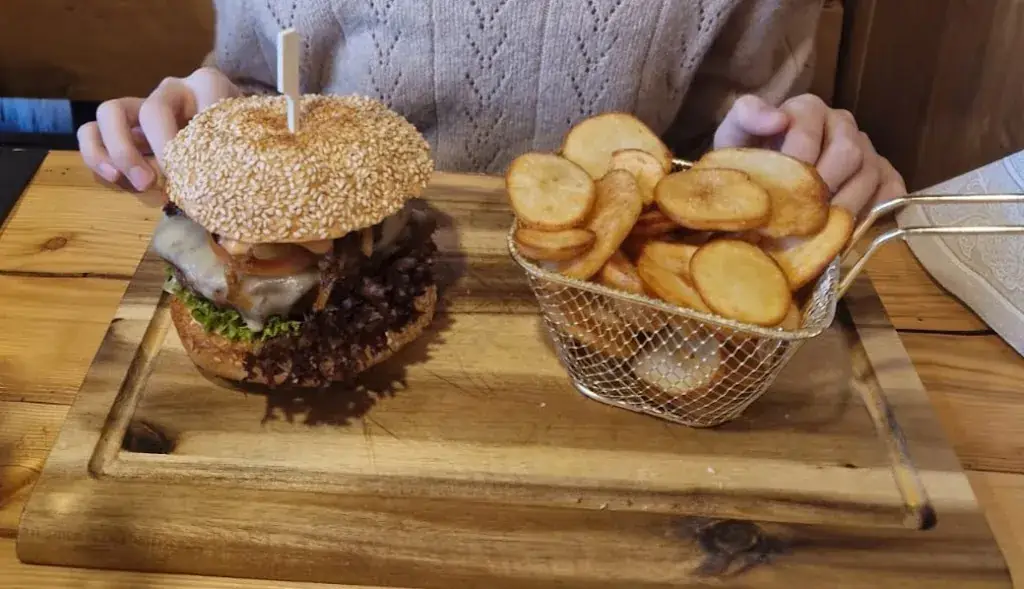 Menu_Mittelstation - Bar & Restaurant_Markt Sankt Martin_image_8