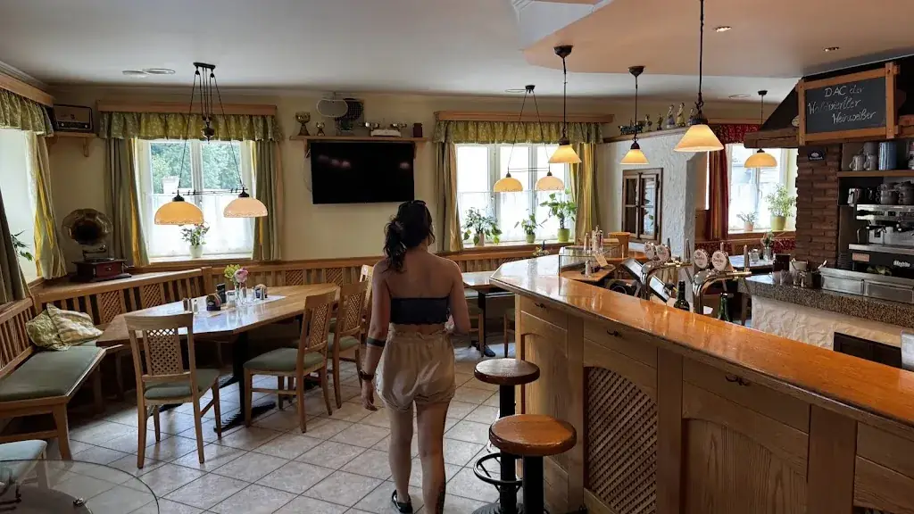 Martin Funk_Kaminstube Zlabinger_Schwarzenau_review