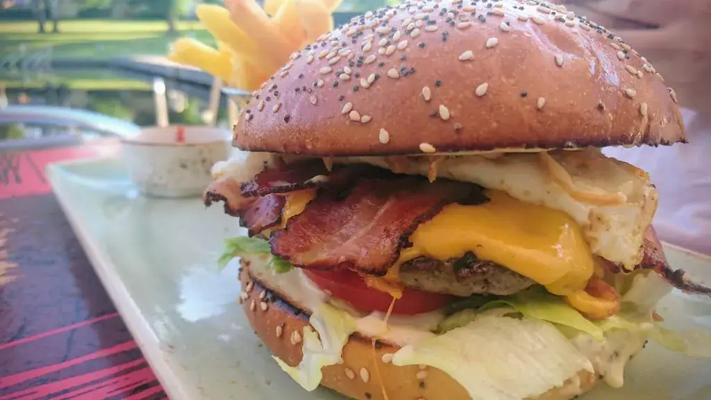 Andras F_Cafe Restaurant Moorbad_Schrems_recensione