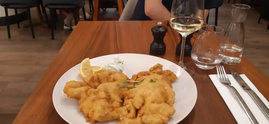 Emre Dokur_Wolfgang Puck Kitchen & Bar_Schwechat_review