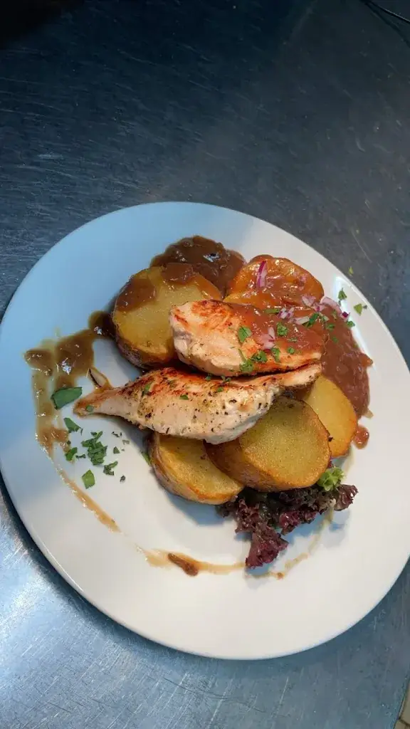 Restaurant im Goldener Adler restaurant à Sierndorf