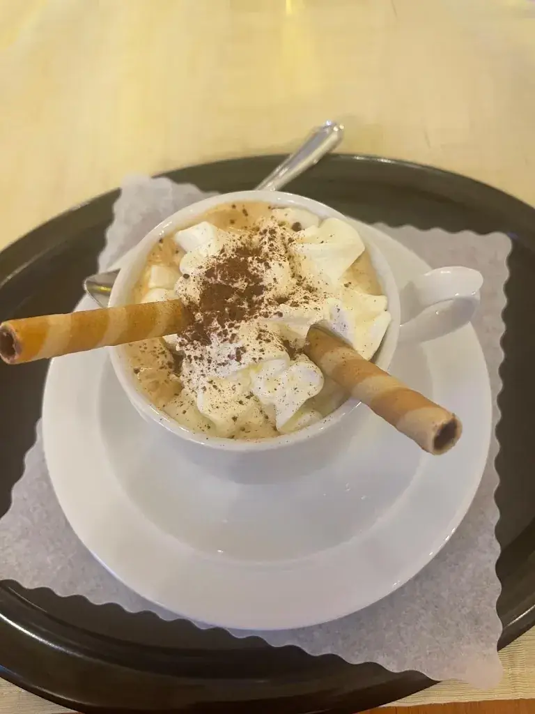 Sandra Gick_LANDGASTHAUS Döbraberg_Schwarzenbach_recensione