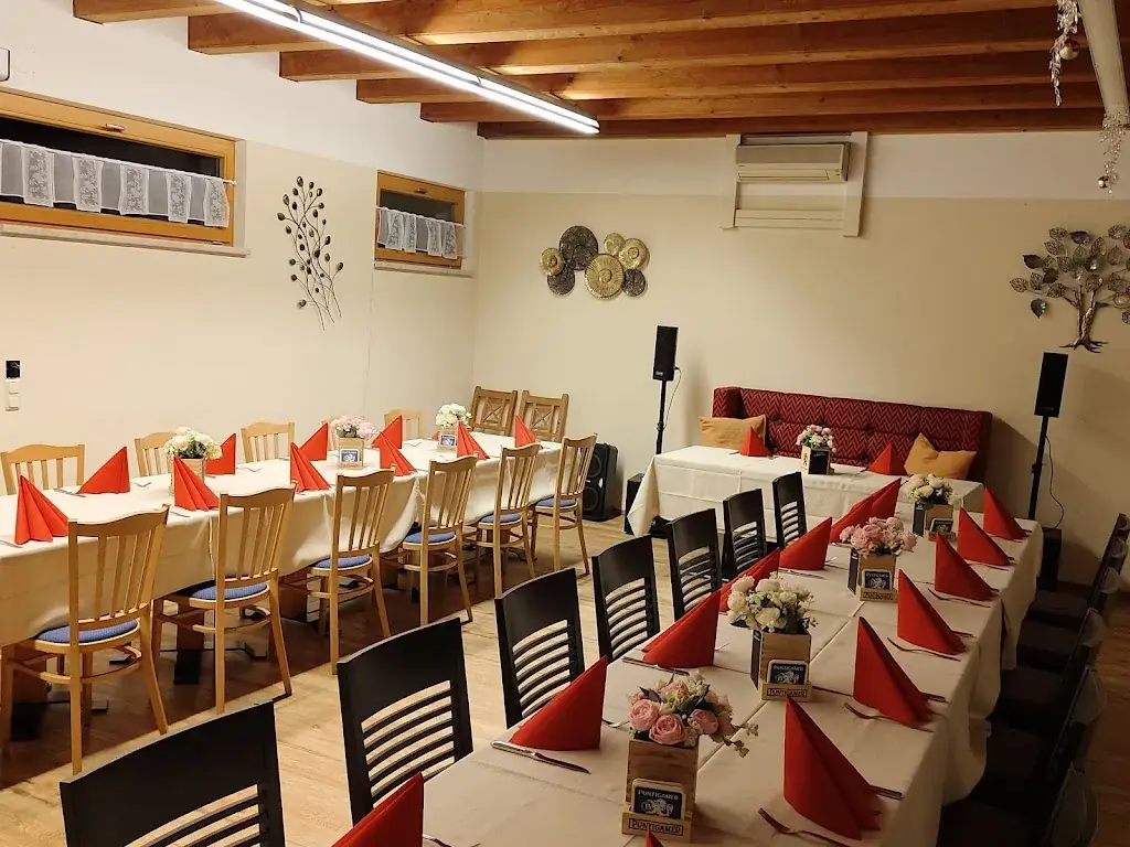 Zur Mühle Andrea restaurant à Markt Neuhodis