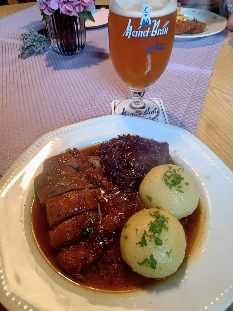 Völkenreuther Wirtshaus - Florian Heinold_Schwarzenbach_slider_image_3