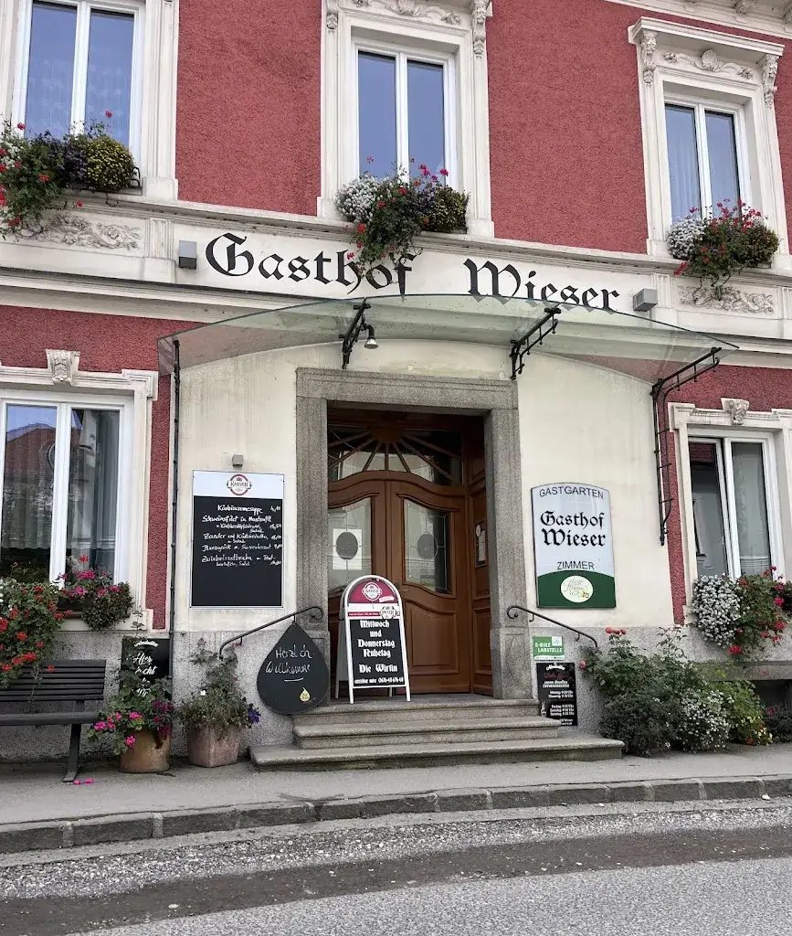 Kai Meding_Christiana Wieser_Seitenstetten Markt_recensione