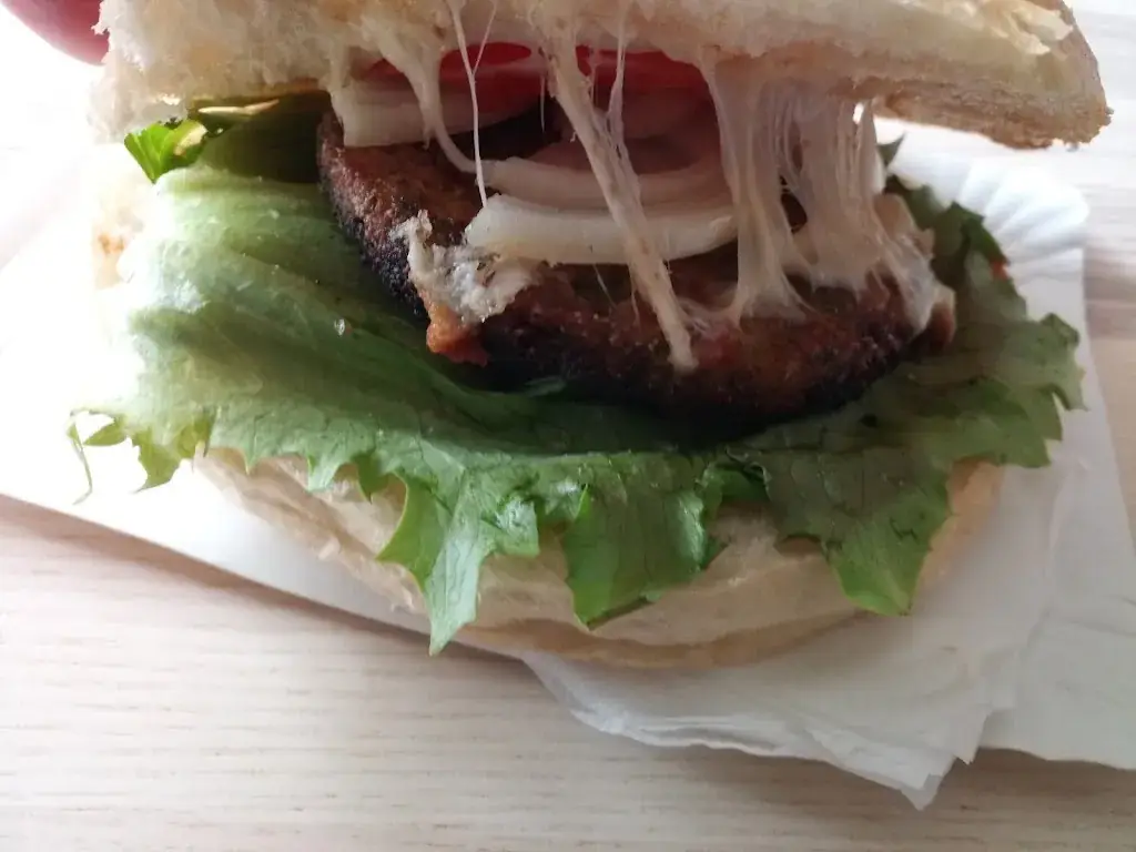 Siegfried Kerschner_Mani's Jauseneck_Seitenstetten Markt_avis