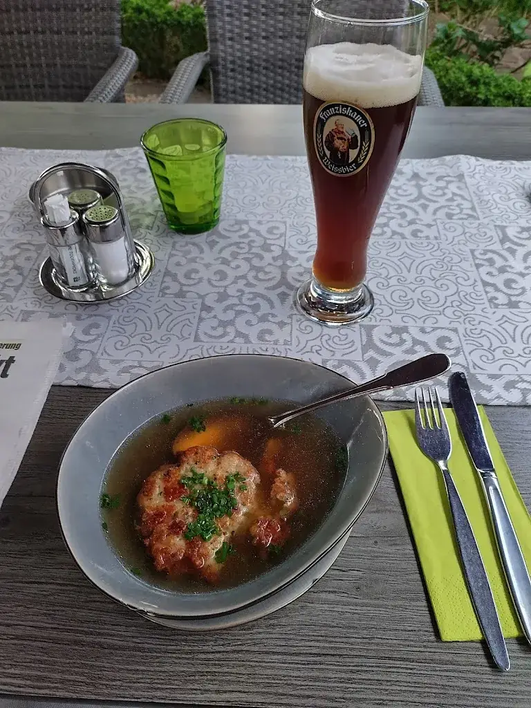 Helmut Heizeneder_Gasthaus Ellinger_Seitenstetten Markt_avis