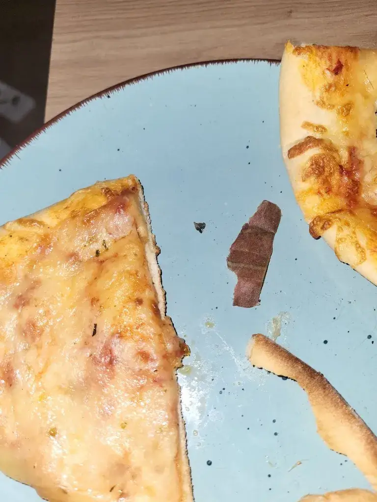 Kevin Pichler_Pizzeria Seitenstetten / Fliegerstüberl_Seitenstetten Markt_recensione