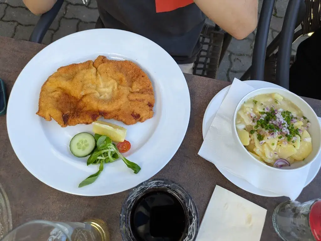 Dima Chuk_Gasthaus am Kirchenfeld_Sollenau_recensione