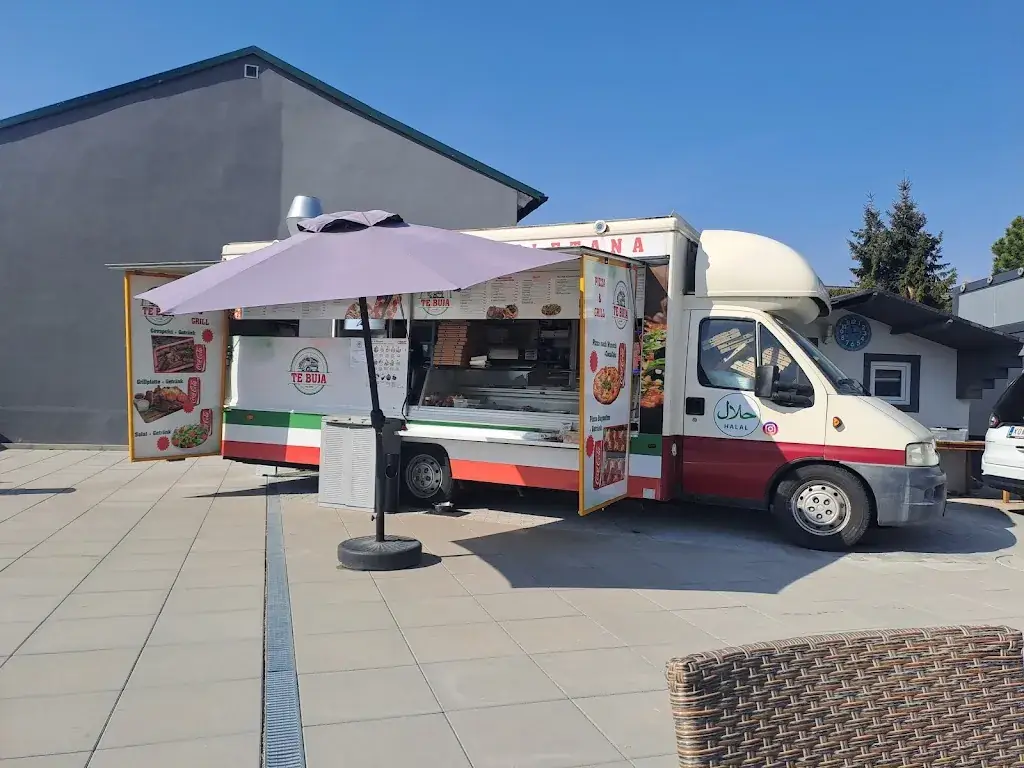 Evelyne Frind_FoodTruck - Te Buja_Spillern_recensione