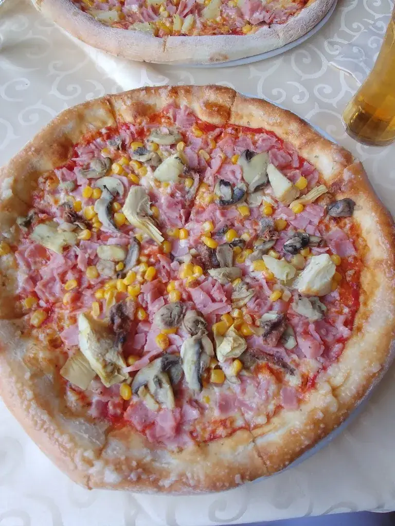 Menu_Pizza Uno & Adler OG_Spillern_image_4