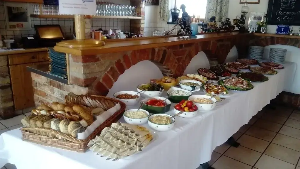 Weinheuriger-Weingut Gaitzenauer_Steinabrückl_slider_image_2