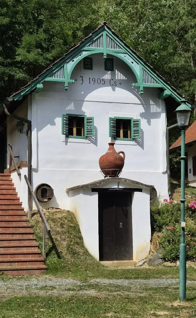 Heide Knoll_Weinmuseum Moschendorf_Moschendorf_review