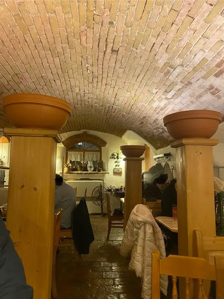 Renato Krappmann_zum Waldhäusl_Sooss_avis