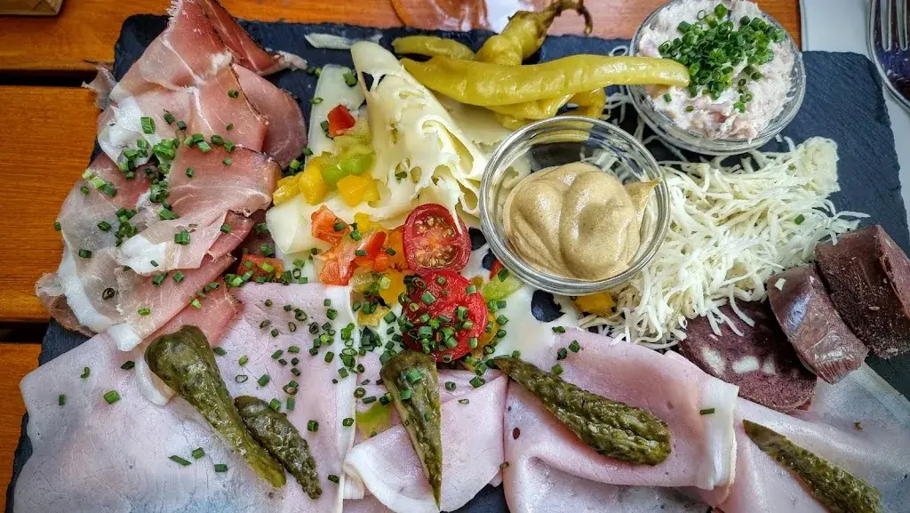 Menu_wein & heuriger ganneshofer_Sooss_image_7