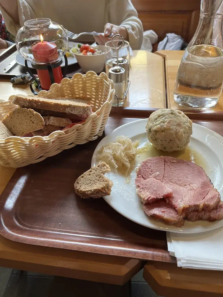 David S_Weingut Hecher_Sooss_avis