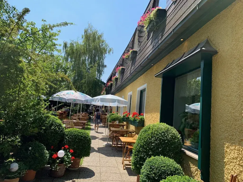 Heuriger Grabner-Sederl_Sooss_slider_image_3