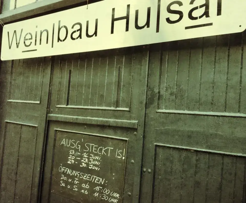 Weinbau Husar_Sooss_slider_image_1