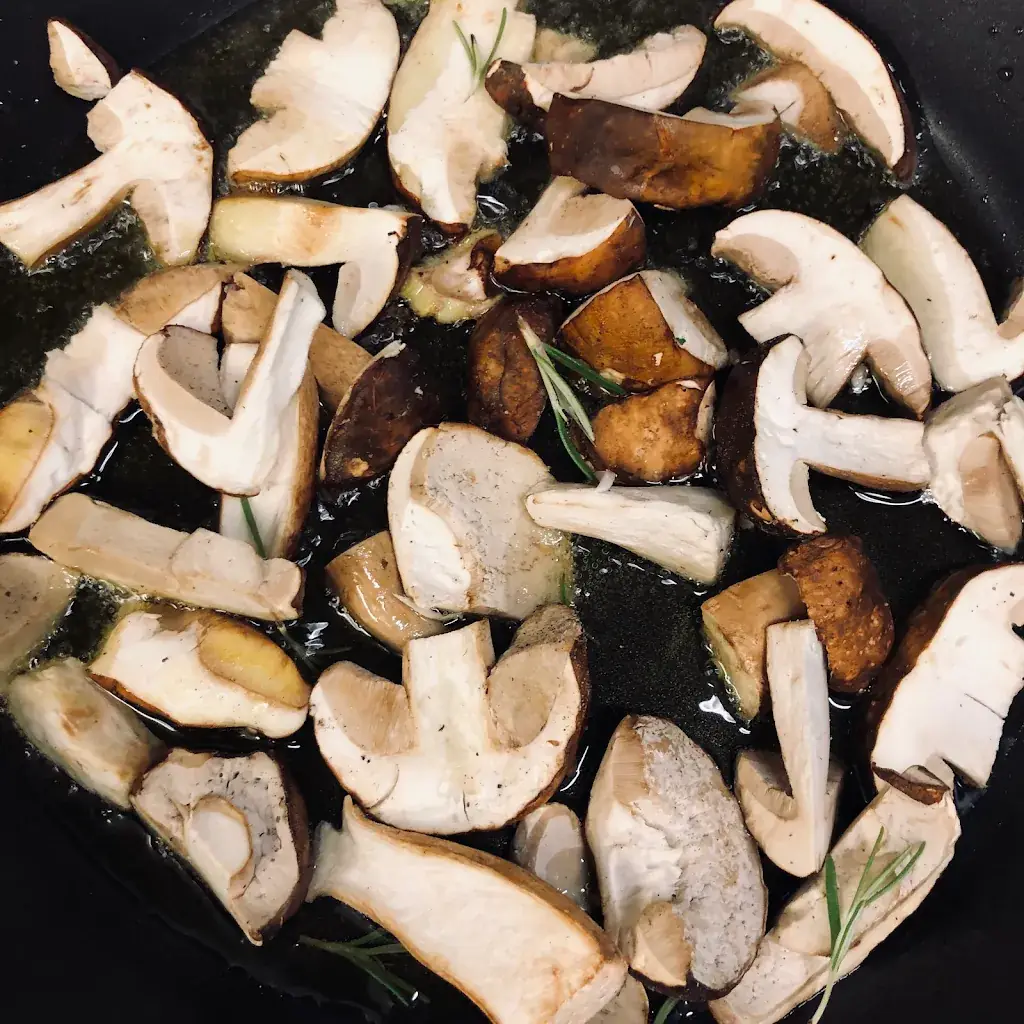 Menu_Weingut & Heuriger PLOS_Sooss_image_8