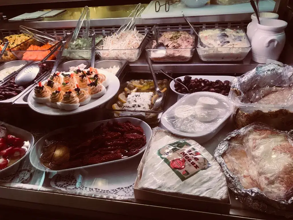 Weingut & Heuriger PLOS_Sooss_slider_image_2