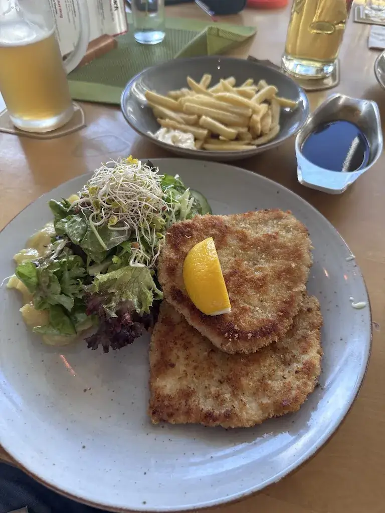 Steve Kossinas_Burgstüble im TV Heim Stetten_Stetten_avis