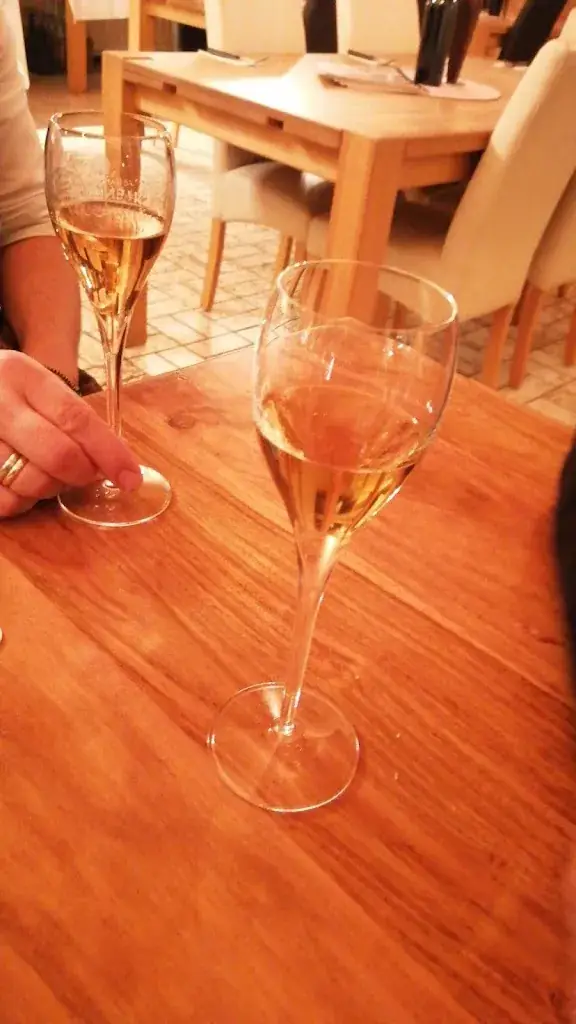 sibil piaser_Marcello's Sportheimgaststätte Stetten_Stetten_review