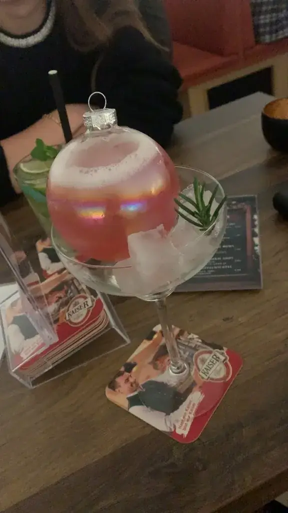 Julia Danzinger_Roßstall Pizzeria Restaurant Strengberg_Strengberg_avis