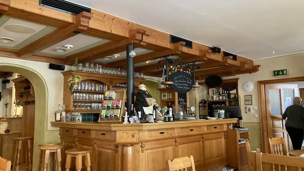 Gasthaus Zum schwarzen Rössl - Fam. Pambalk-Blumauer restaurant à Strengberg