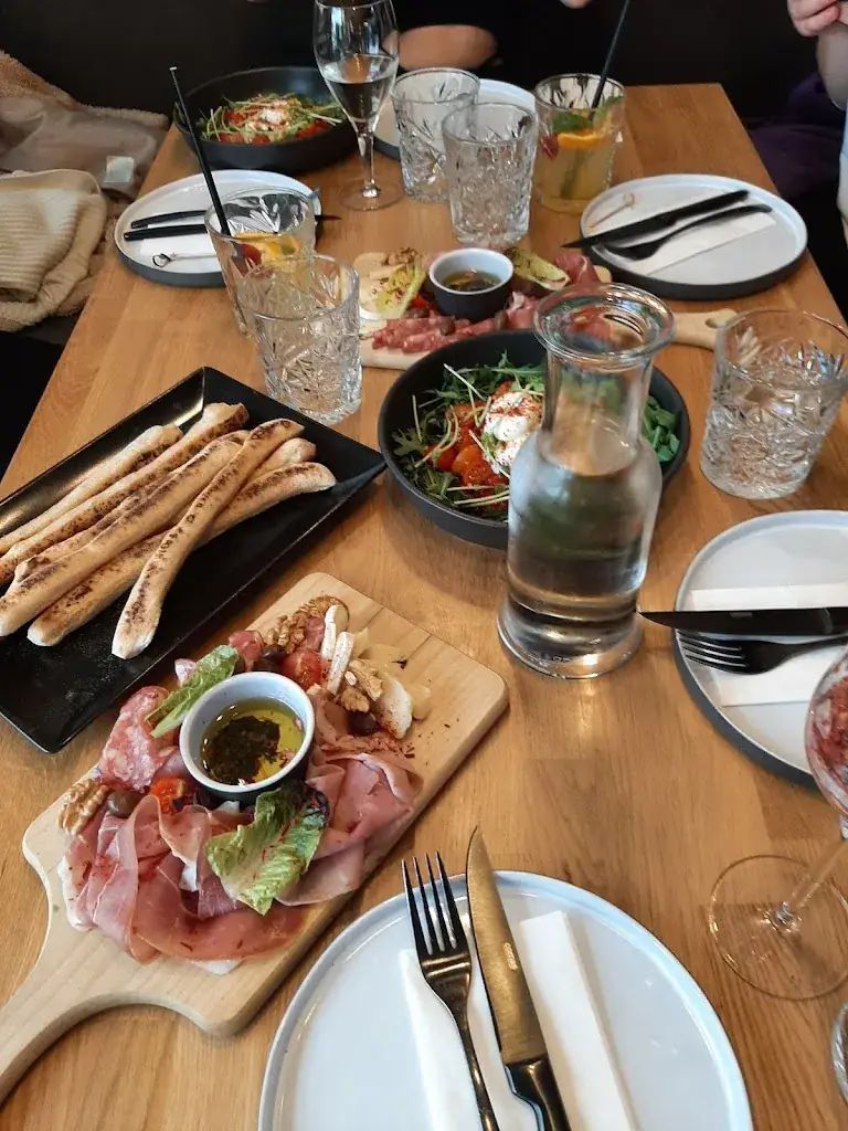 Menu_VINEA Lounge_Teesdorf_image_8