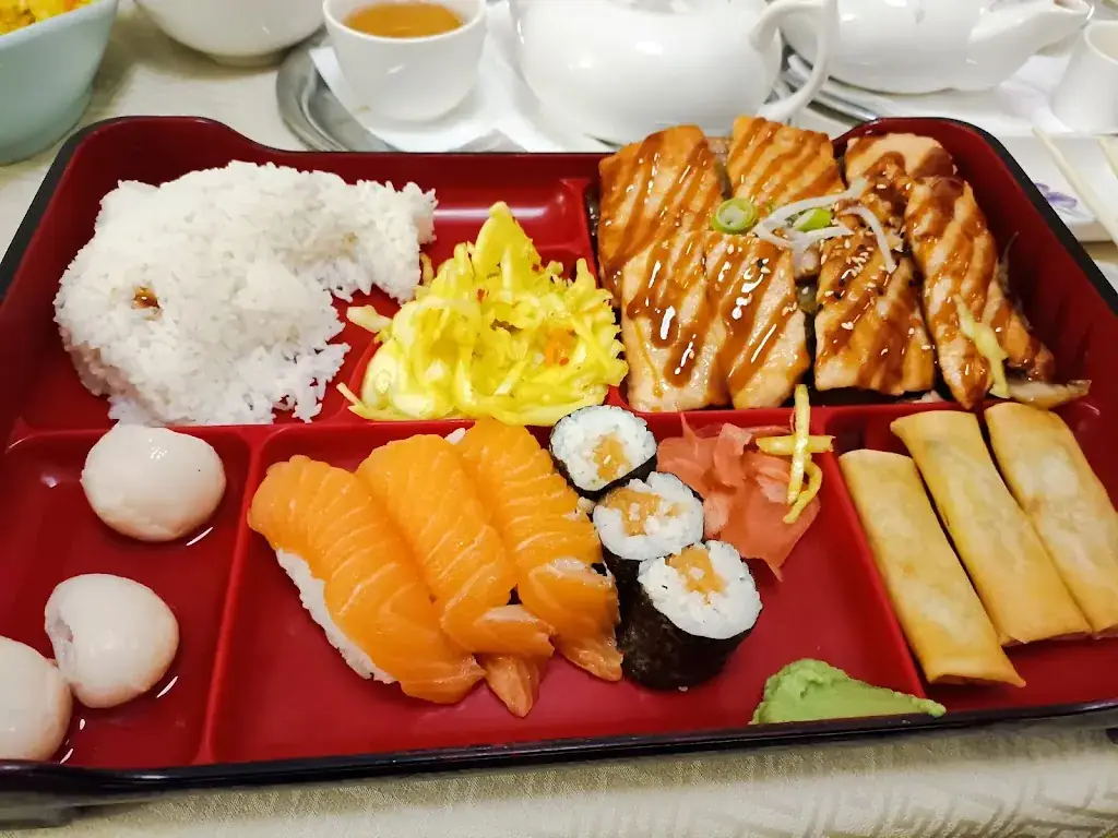 Asia Time in Strass_Strass_slider_image_3