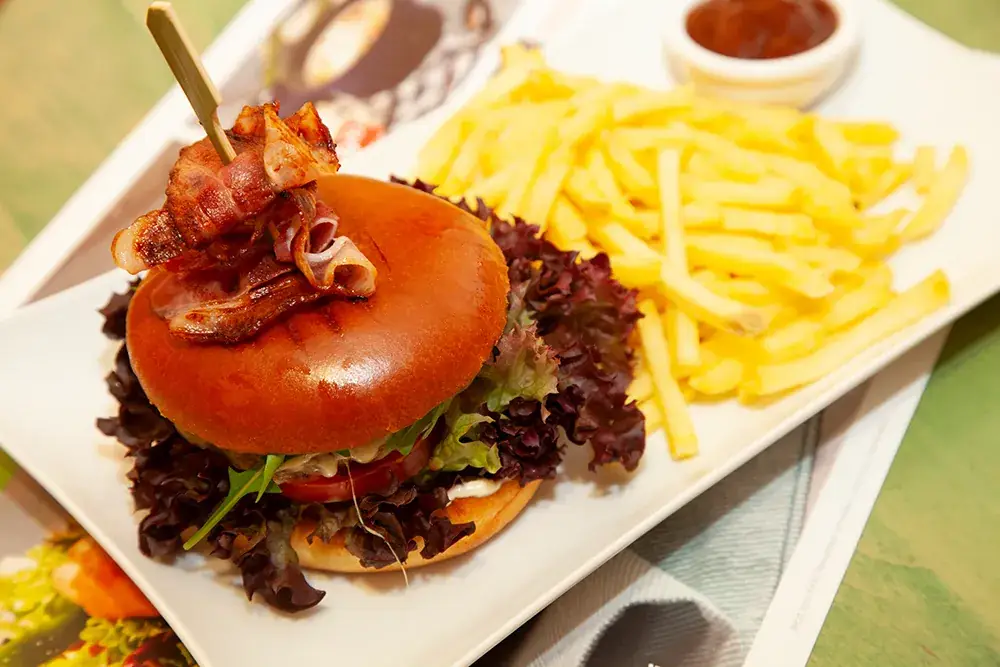 XXXLutz Restaurant Strass im Zillertal restaurant à Strass