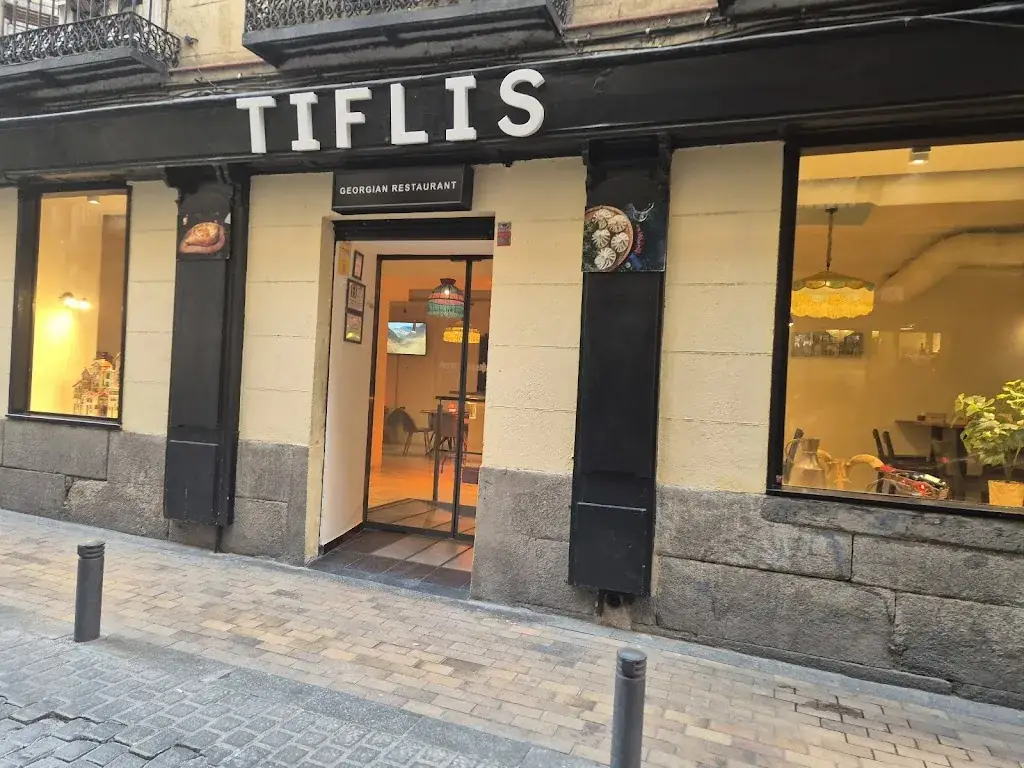 Tiflis Restaurant_Loretto_slider_image_3