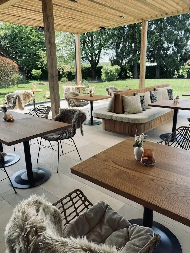 OLIVER Kocht Restaurant|Stellplatz_Strass_slider_image_1