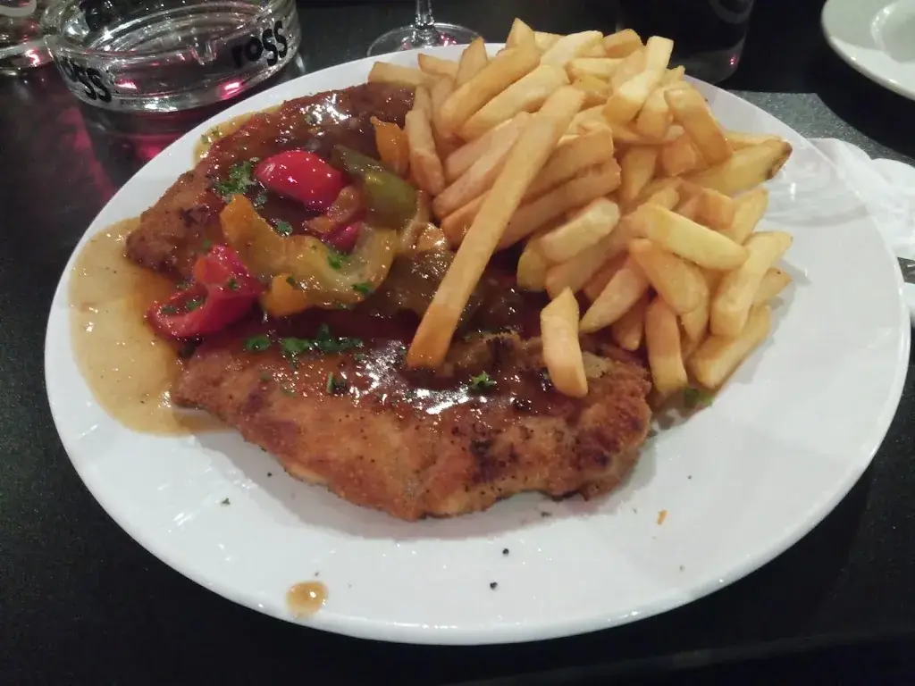 Jennifer Schmidt_Restaurant 