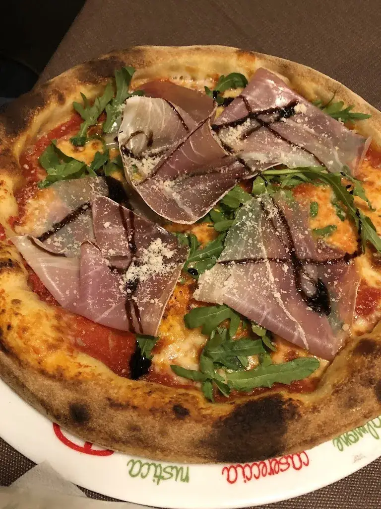 Pablo Campos Prada_Pizzeria Da Franco_Stollhofen_review