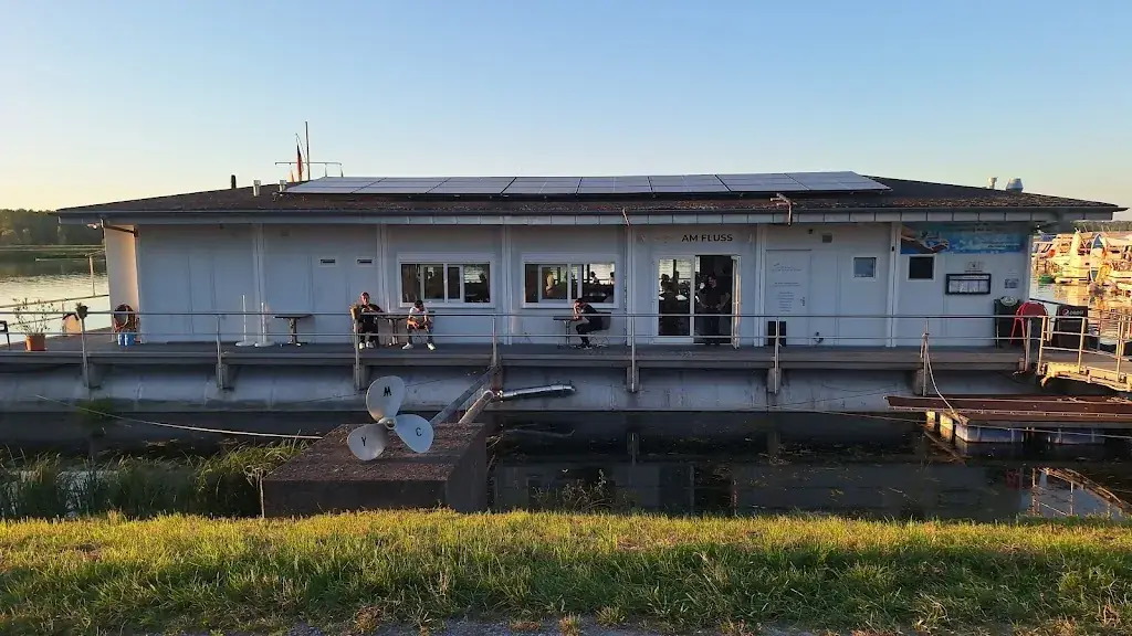 Hartmut Schöffer_Restaurant am Fluss_Stollhofen_avis