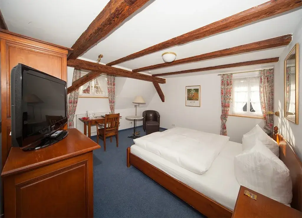 Hotel & Restaurant Engel restaurant in Stollhofen