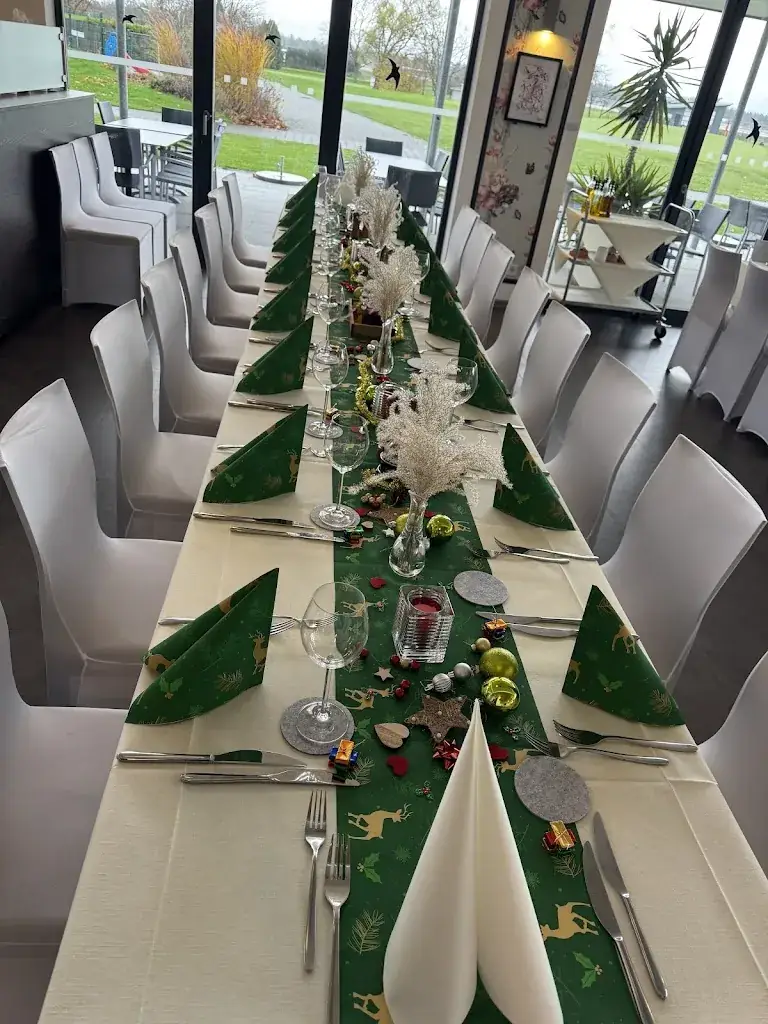 Restaurant Baden Hills_Stollhofen_slider_image_1