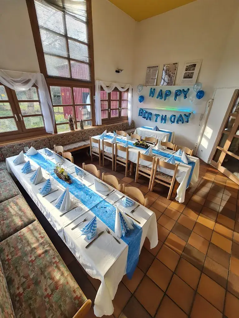 Sportheim Breitenbrunn Gaststätte BistroHi5_Breitenbrunn_slider_image_1